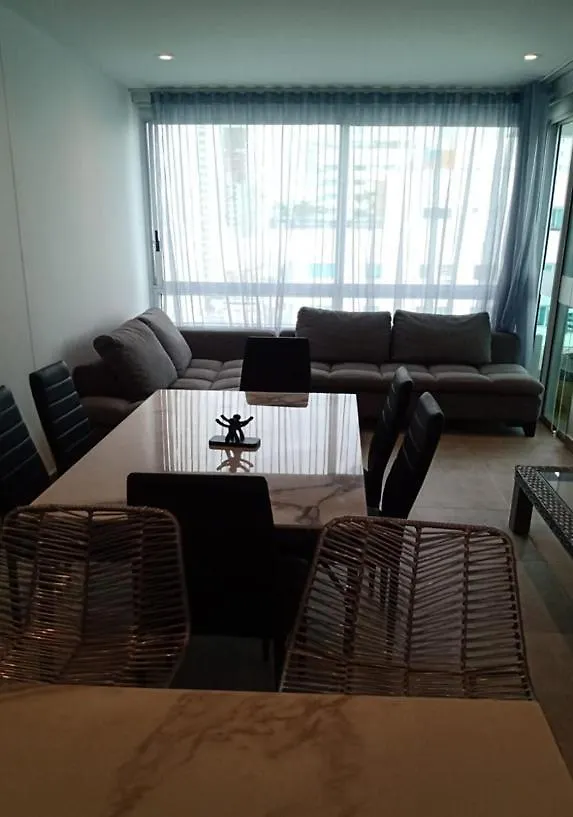 Tres Habitaciones - Vista Al Mar Cartagena 0*,  Kolombiya
